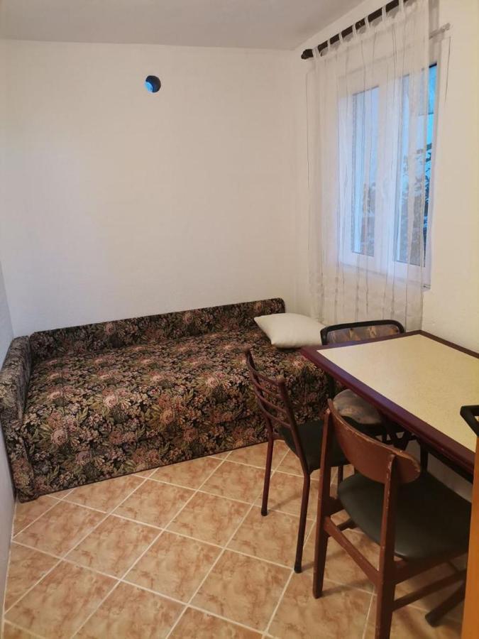 Apartmani Marijanovic - Canj บาร์ ภายนอก รูปภาพ